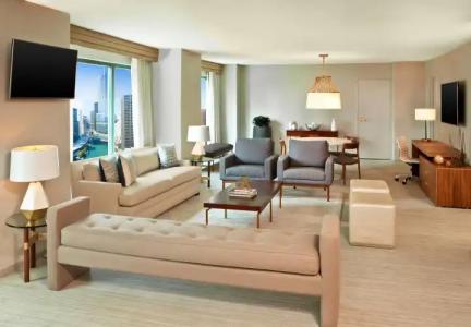 Sheraton Grand Chicago Riverwalk - 1