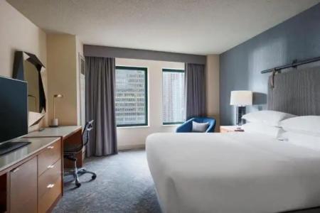 Sheraton Grand Chicago Riverwalk - 65