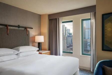 Sheraton Grand Chicago Riverwalk - 40
