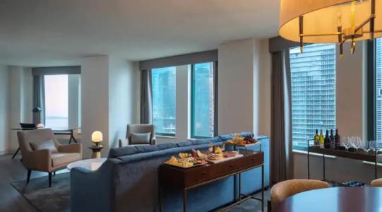 Sheraton Grand Chicago Riverwalk - 102