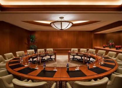 Sheraton Grand Chicago Riverwalk - 22