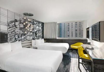 W Chicago - Lakeshore - 59