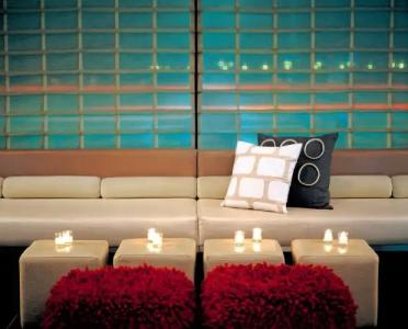 W Chicago - Lakeshore - 2