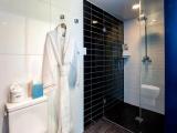 1 Bedroom Double Suite with lake view