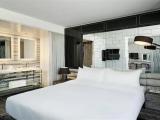Standard room with lake view