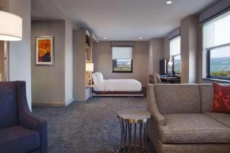 Hilton Chicago - 65