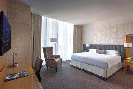 Chicago Downtown, Autograph Collection - 101