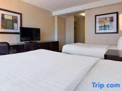 Best Western Grant Park - 54