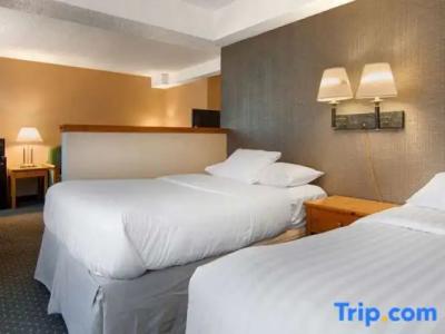 Best Western Grant Park - 53