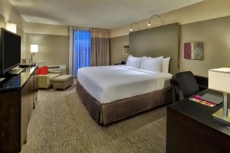Crowne Plaza - Chicago West Loop, an IHG - 35