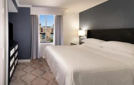 Melrose Georgetown - 30