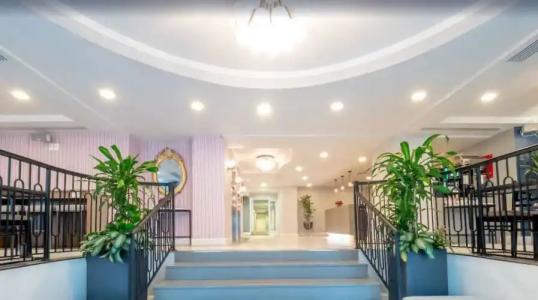 West End Washington DC, Tapestry Collection by Hilton - 13