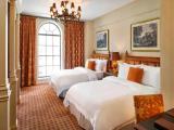 Premier Quadruple room with city view