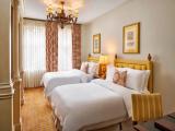 Superior Interior View Quadruple room