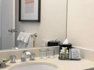 Washington Plaza - 46