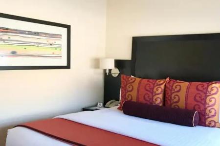 Washington Plaza - 74