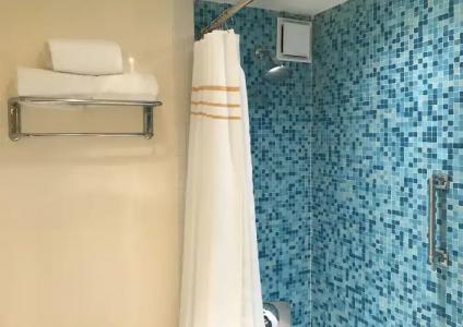 Washington Plaza - 32