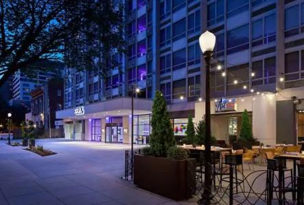 YOTEL Washington DC - 34
