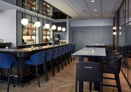 YOTEL Washington DC - 36