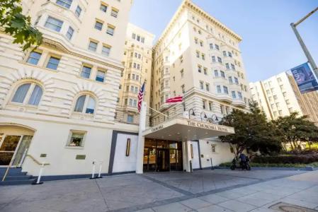 The Churchill Near Embassy Row - 21