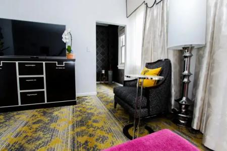 The Churchill Near Embassy Row - 4