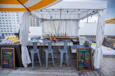 Catalina & Beach Club - 12