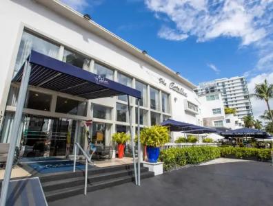 Catalina & Beach Club - 23