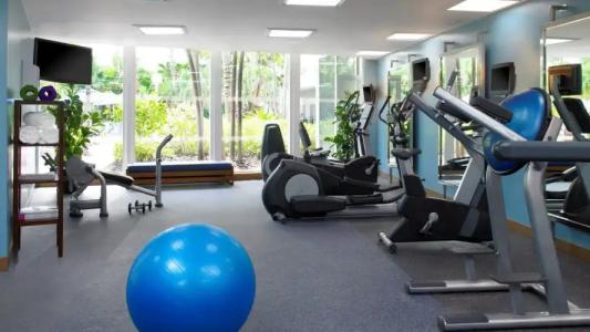 Radisson Resort Miami Beach - 25