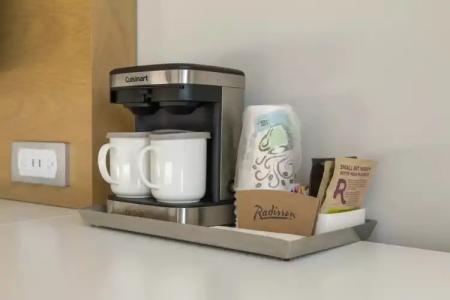 Radisson Resort Miami Beach - 50