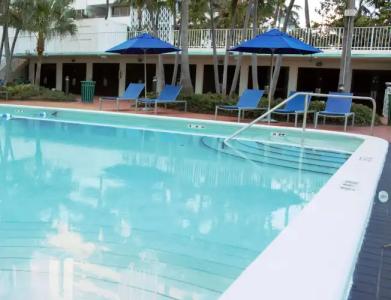 Radisson Resort Miami Beach - 17