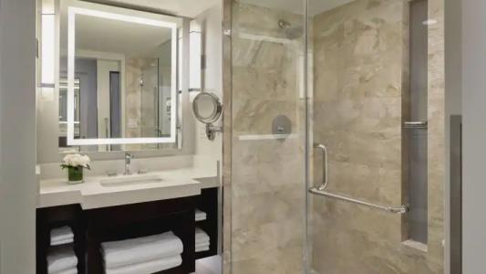 Loews Miami Beach - 28