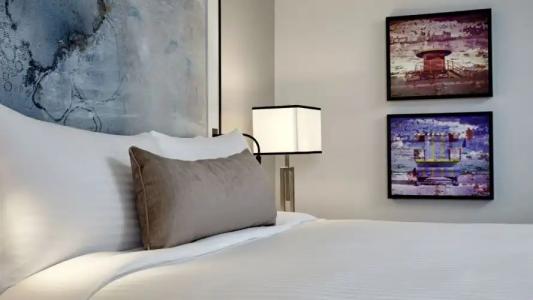 Loews Miami Beach - 34