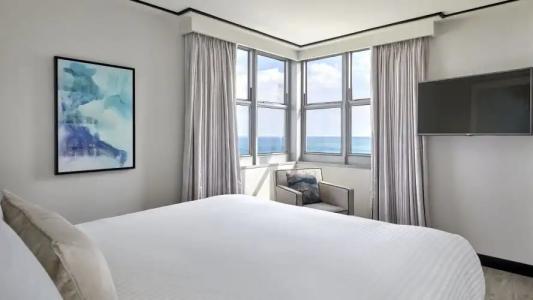 Loews Miami Beach - 43