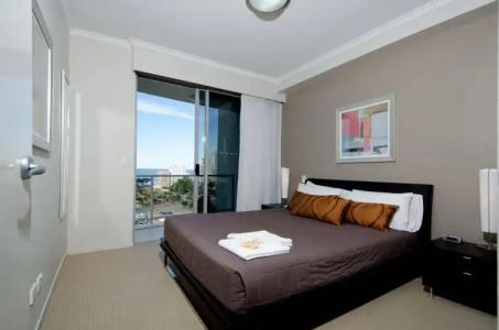 Trilogy Surfers Paradise - 33