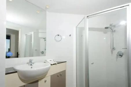 Trilogy Surfers Paradise - 29