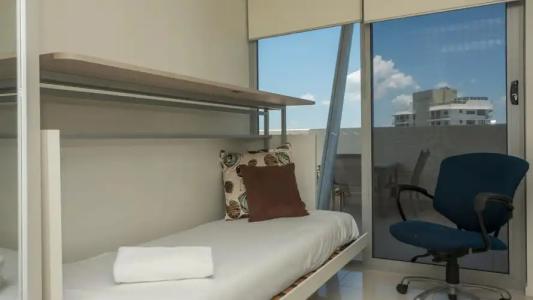 Trilogy Surfers Paradise - 1