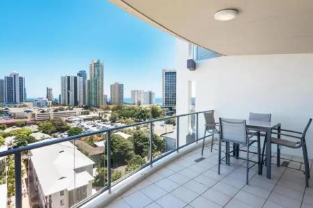 Trilogy Surfers Paradise - 150