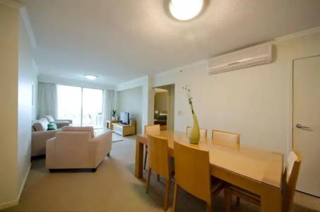 Trilogy Surfers Paradise - 34