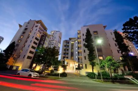 Trilogy Surfers Paradise - 42