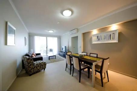 Trilogy Surfers Paradise - 36