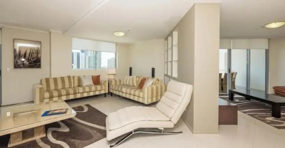 Trilogy Surfers Paradise - 90