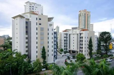 Trilogy Surfers Paradise - 43