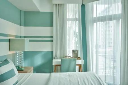 The Local House - 16