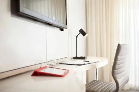 Marriott Stanton South Beach - 74