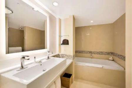 Eden Roc Miami Beach - 33