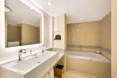 Eden Roc Miami Beach - 37