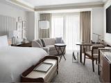 Club Level Double room with lake view