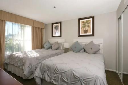 Parc Corniche Condominium Suites - 34