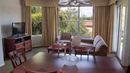 Parc Corniche Condominium Suites - 56