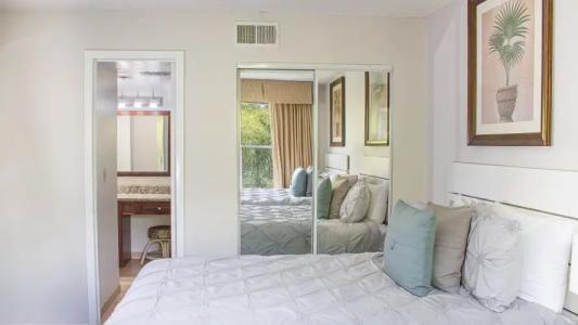 Parc Corniche Condominium Suites - 54